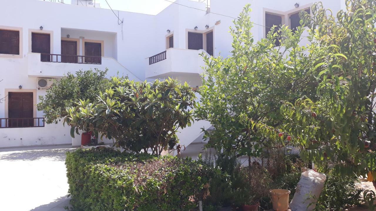 Pela Apartments Sisi Exterior photo